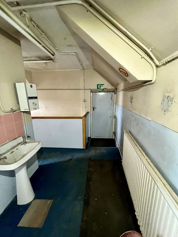 Property image 61 of 77
