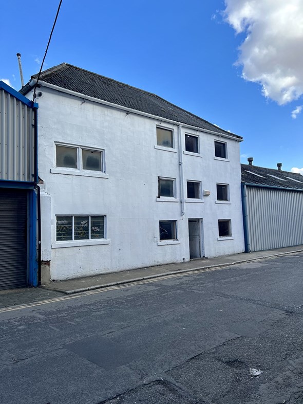 Property image 71 of 77