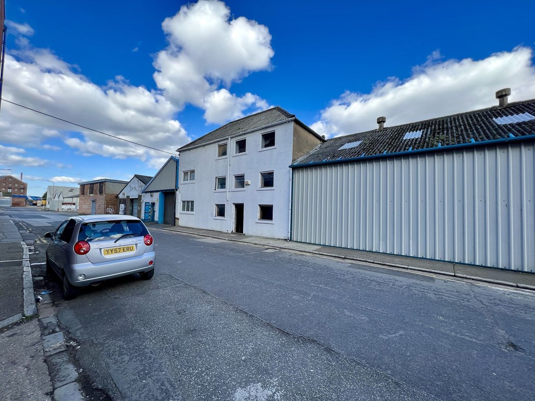 Property image 74 of 77