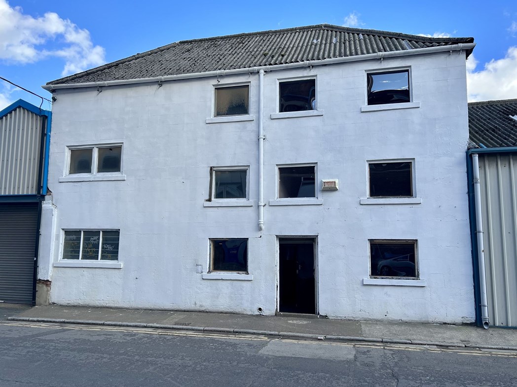 Property image 77 of 77