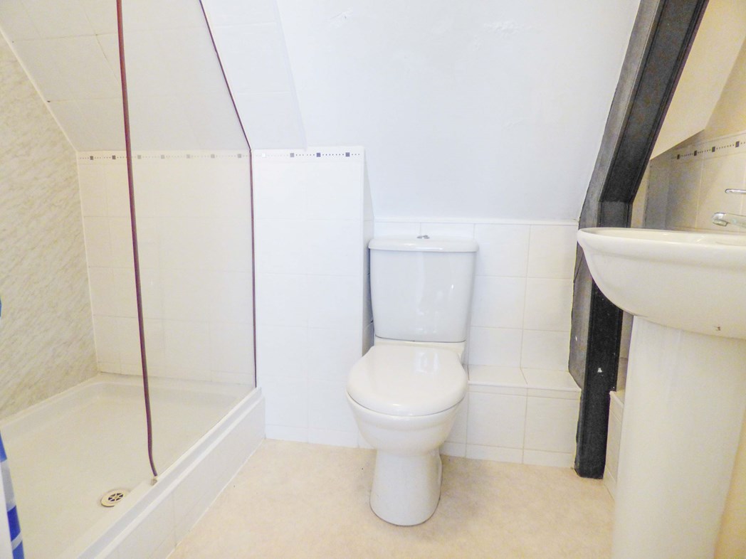 Property image 12 of 15