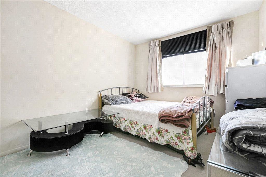 Property image 6 of 11
