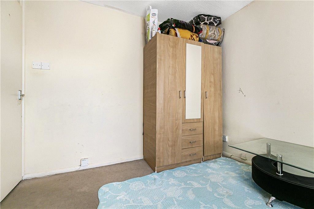 Property image 8 of 11