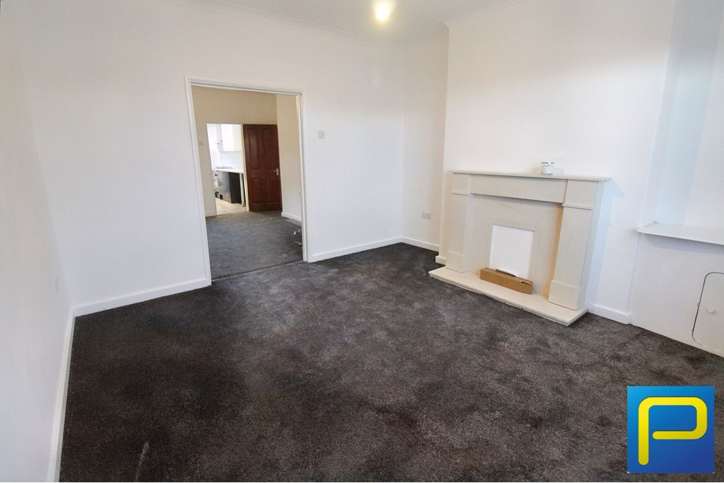 Property image 6 of 12