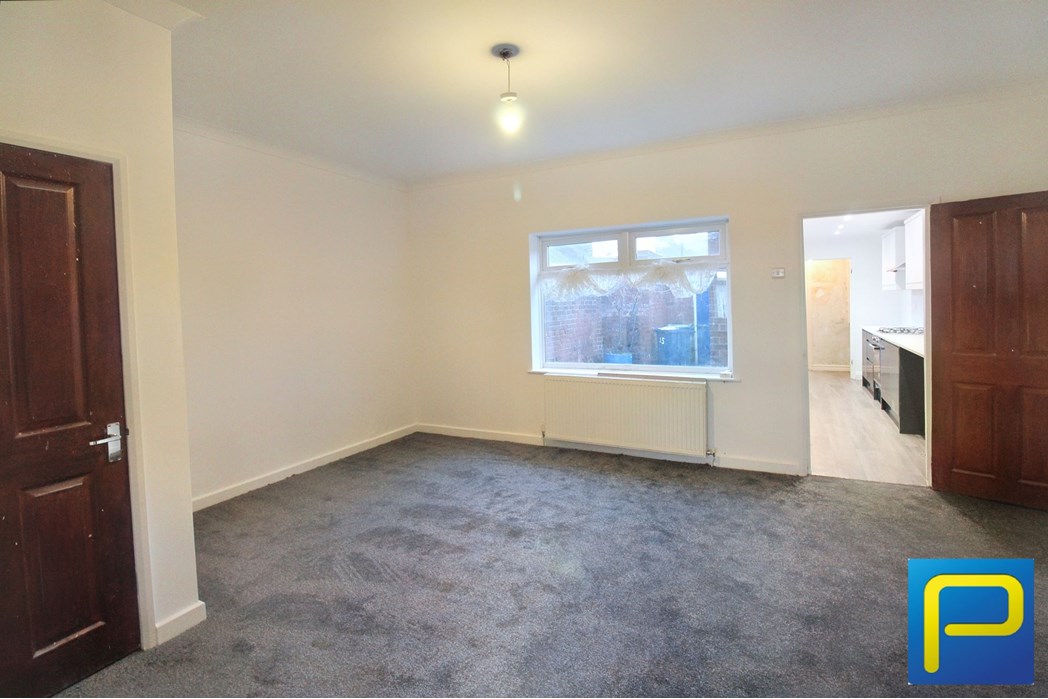 Property image 7 of 12