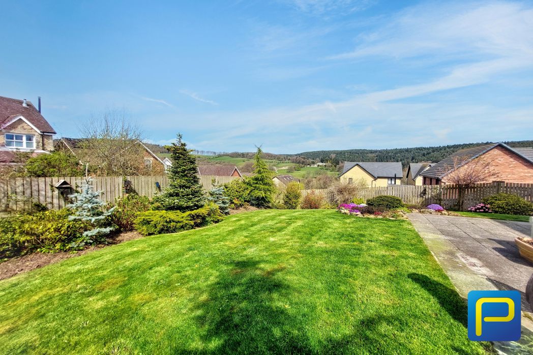Property image 2 of 31