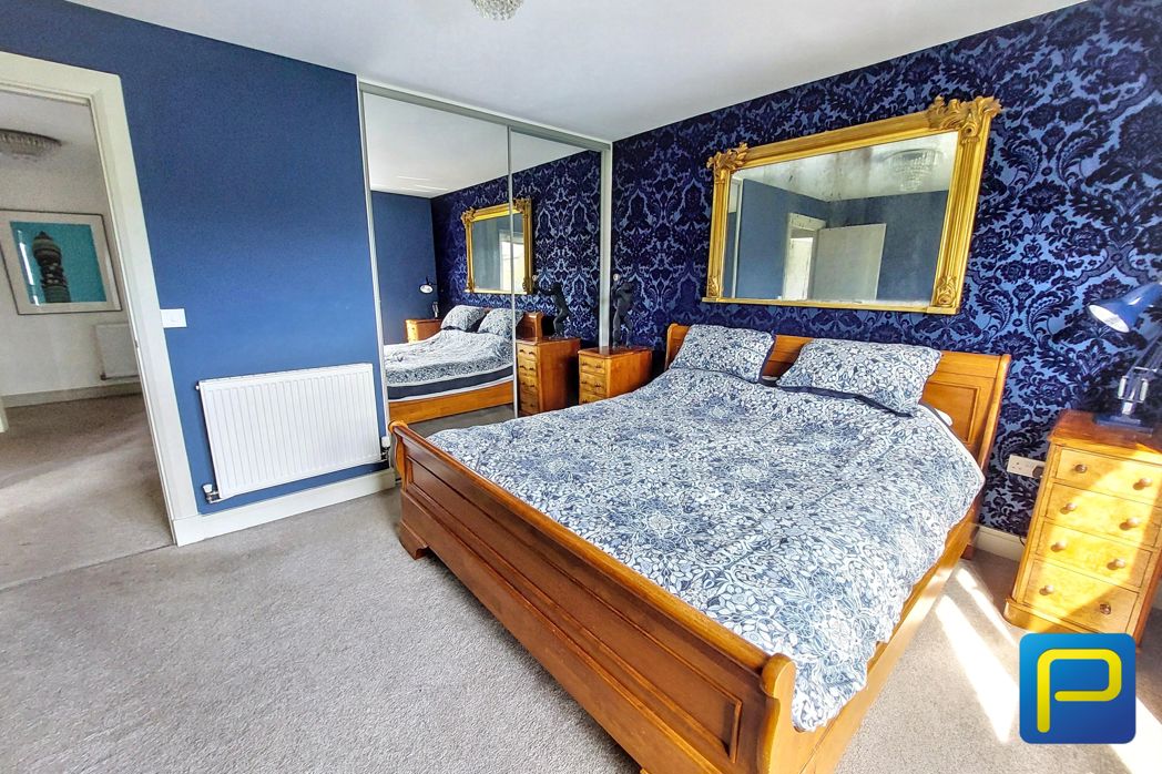 Property image 14 of 31