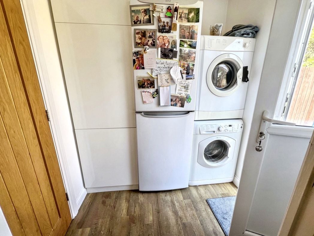 Property image 10 of 21