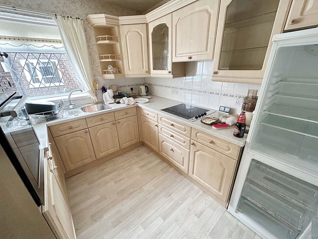 Property image 7 of 14