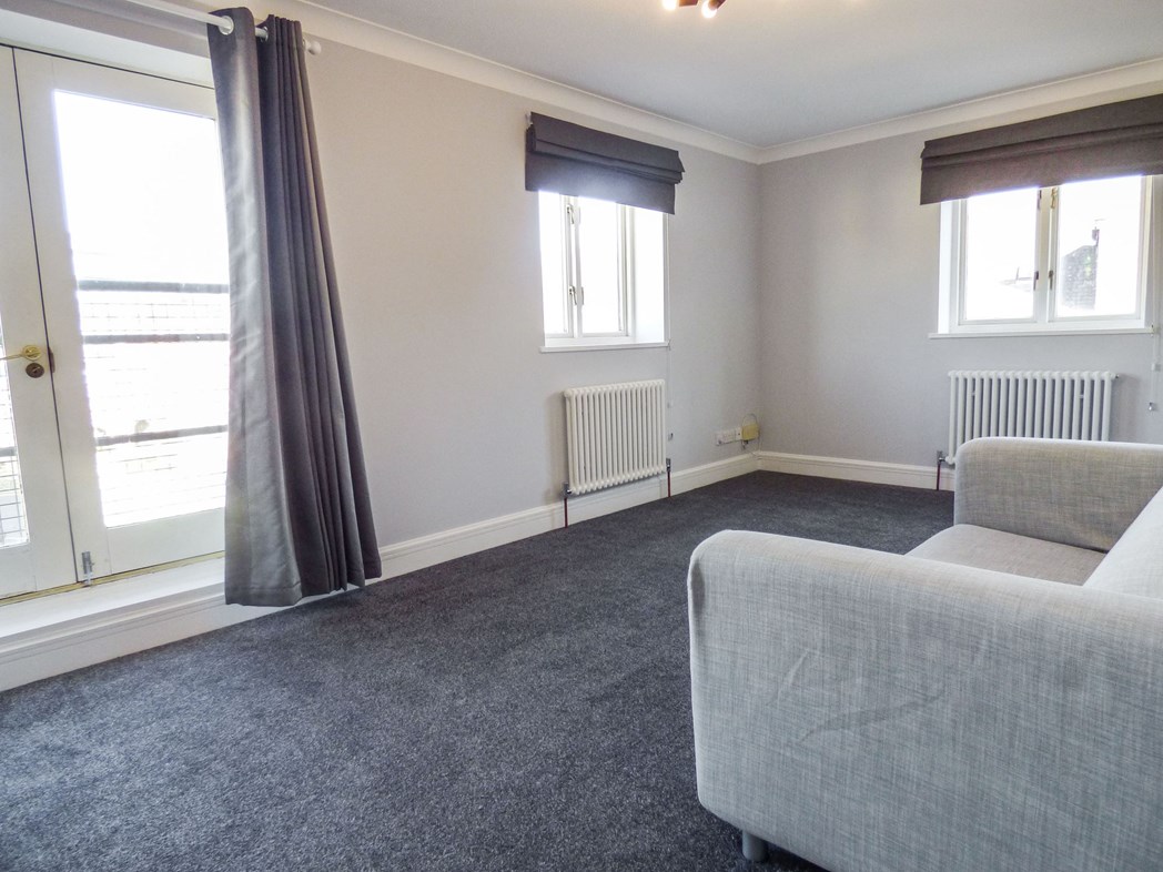 Property image 6 of 6