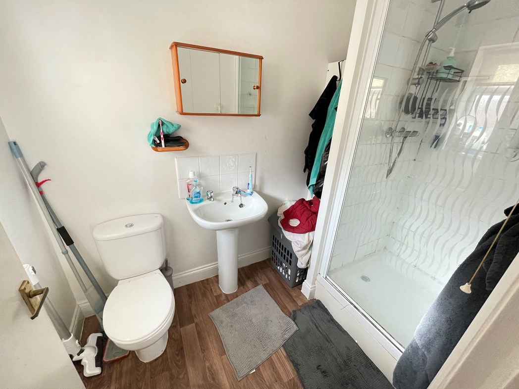 Property image 5 of 6