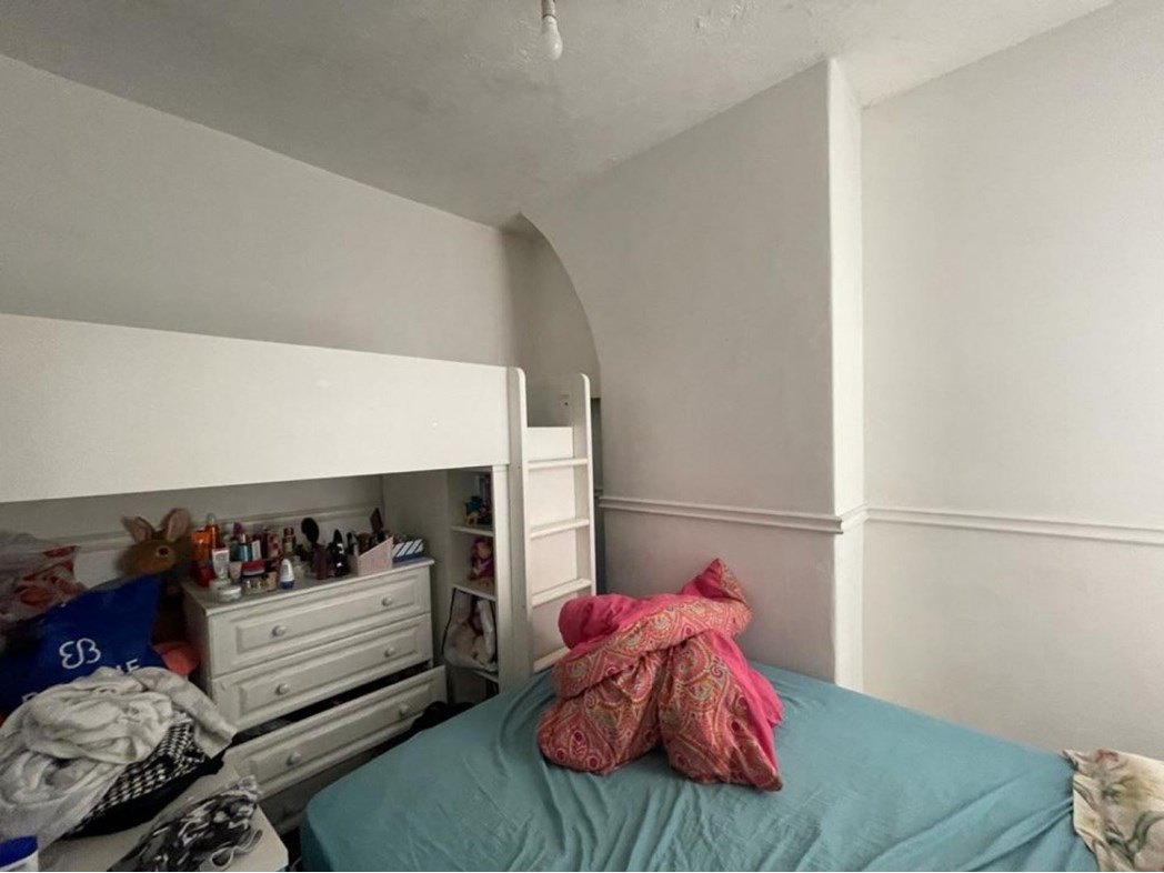 Property image 5 of 6