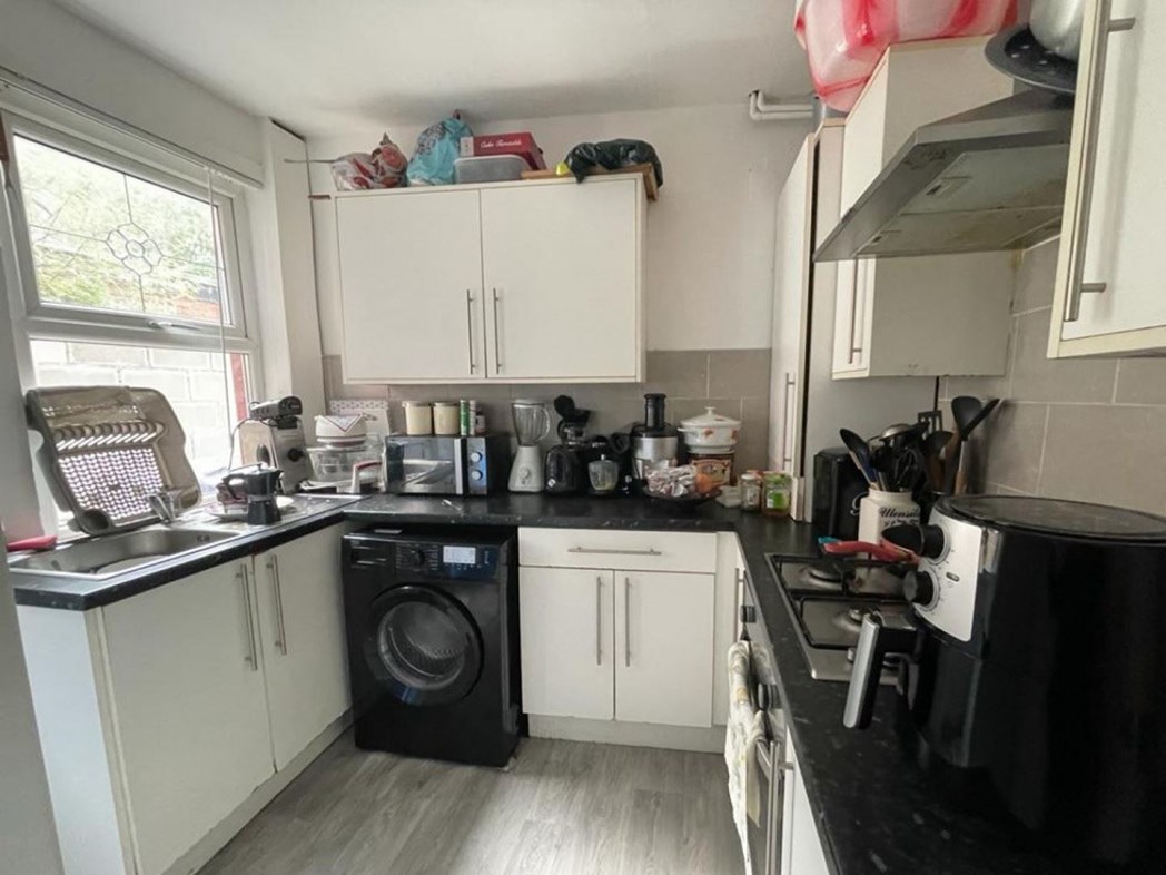 Property image 3 of 6