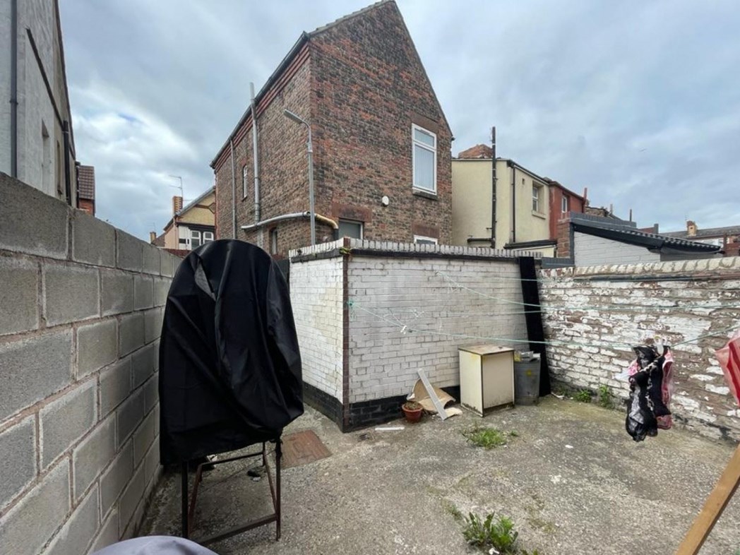 Property image 6 of 6