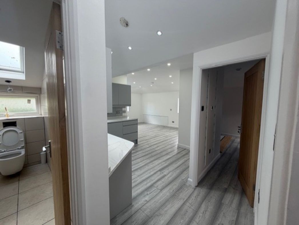 Property image 22 of 27