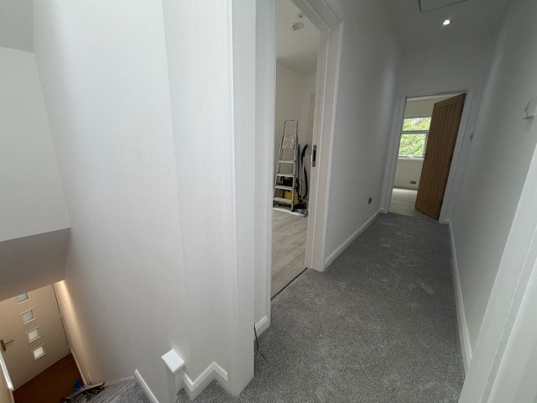 Property image 8 of 27