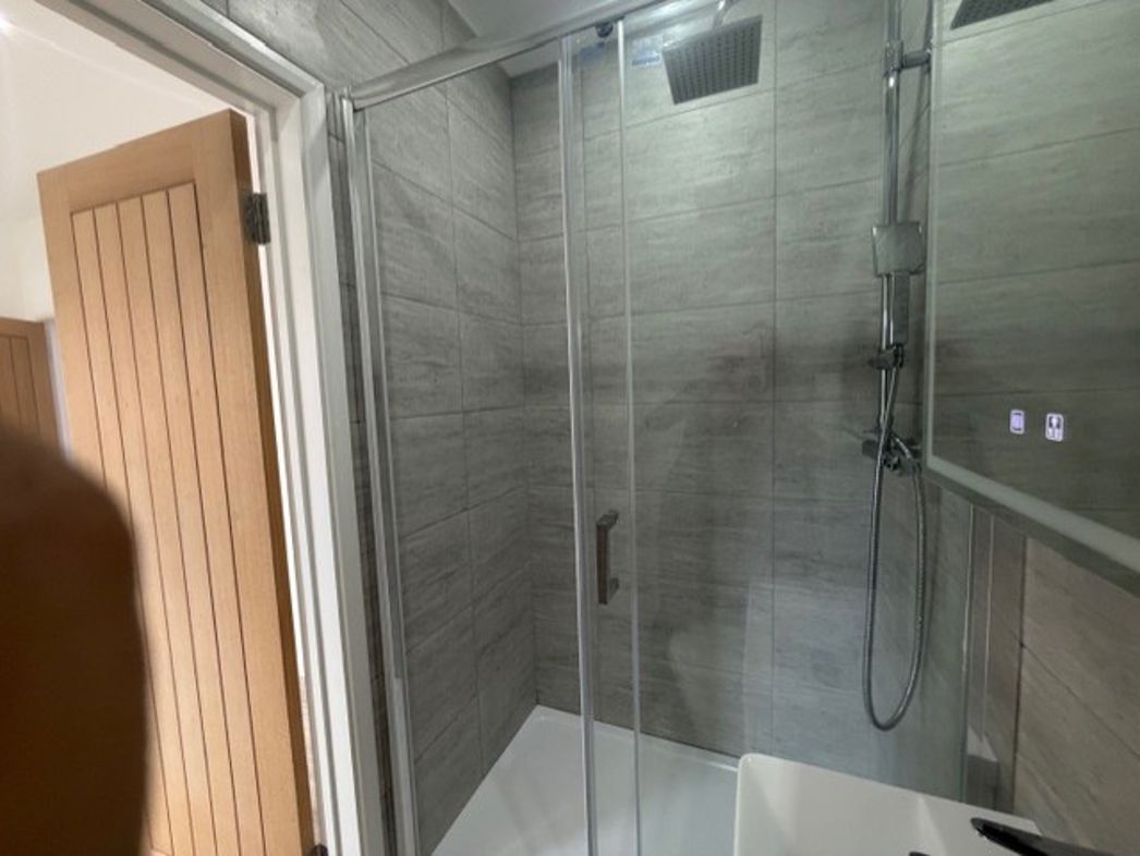 Property image 24 of 27