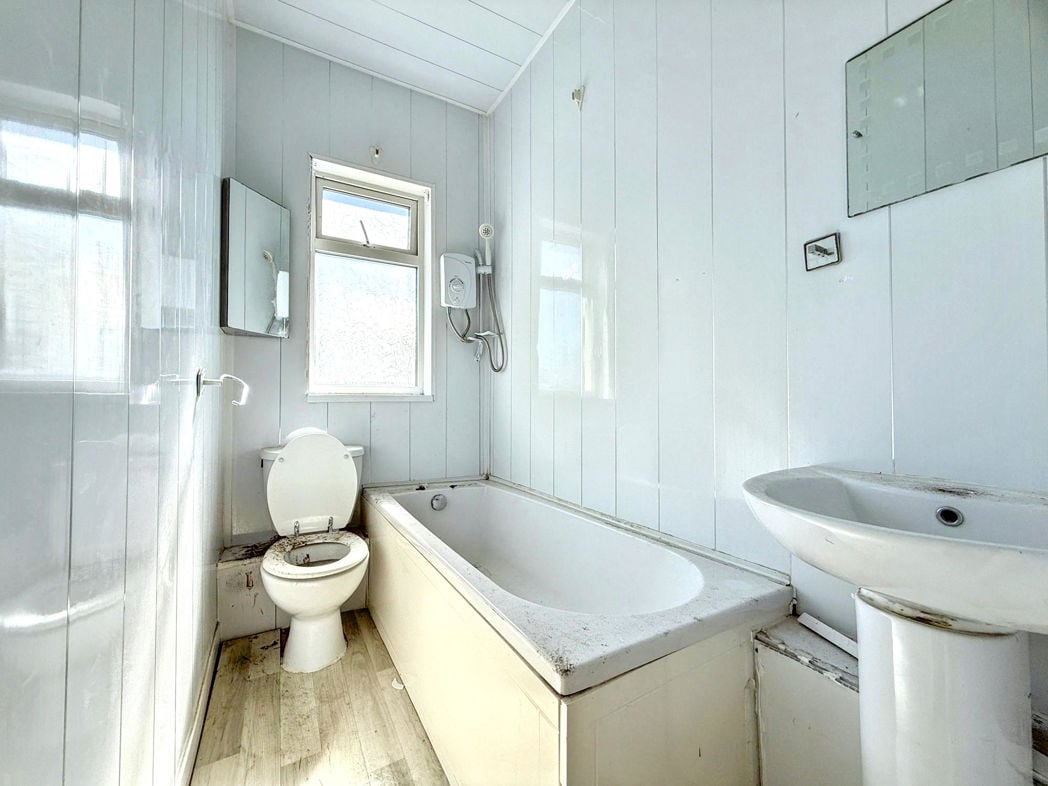 Property image 9 of 9