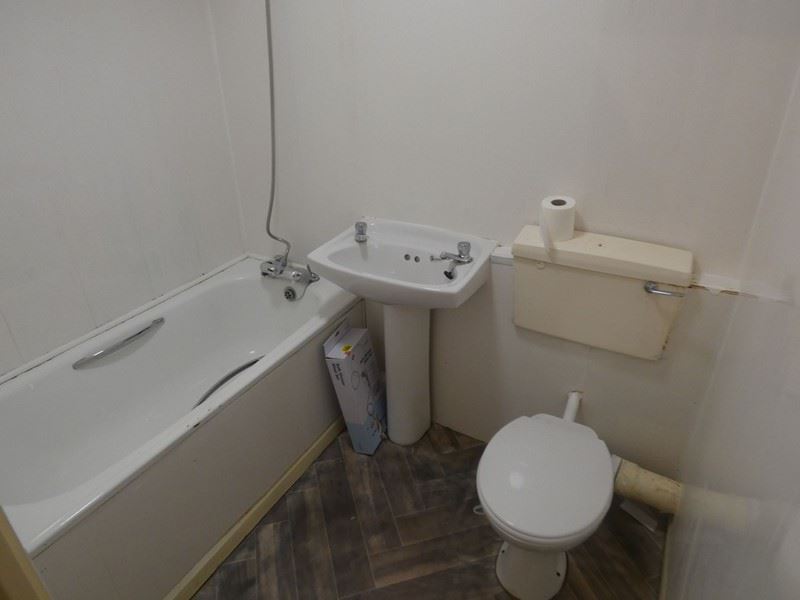 Property image 6 of 6