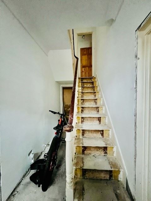 Property image 11 of 15