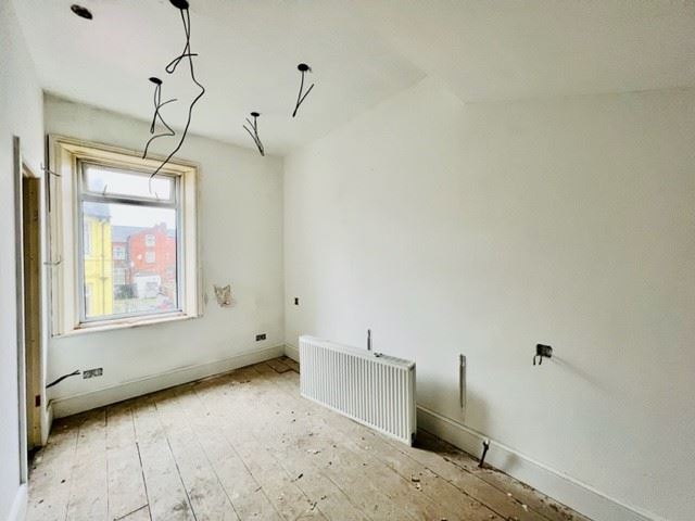 Property image 15 of 15
