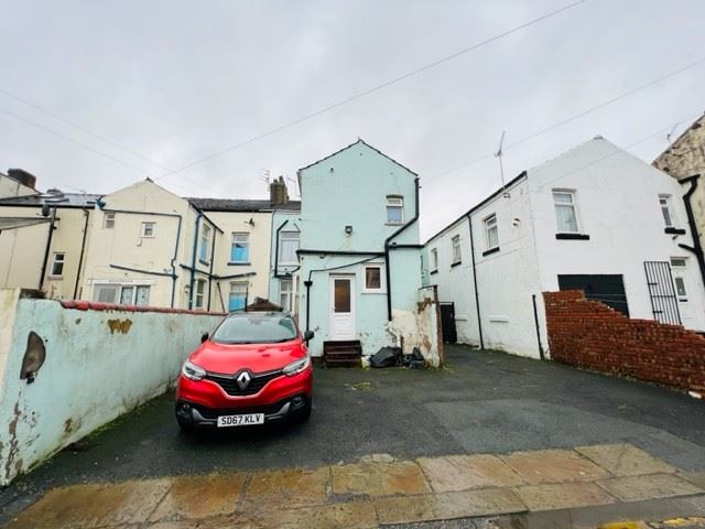 Property image 1 of 15