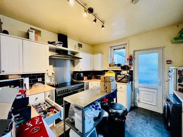 Property image 5 of 15