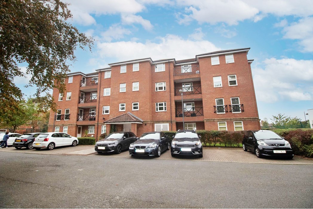 Property image 1 of 8