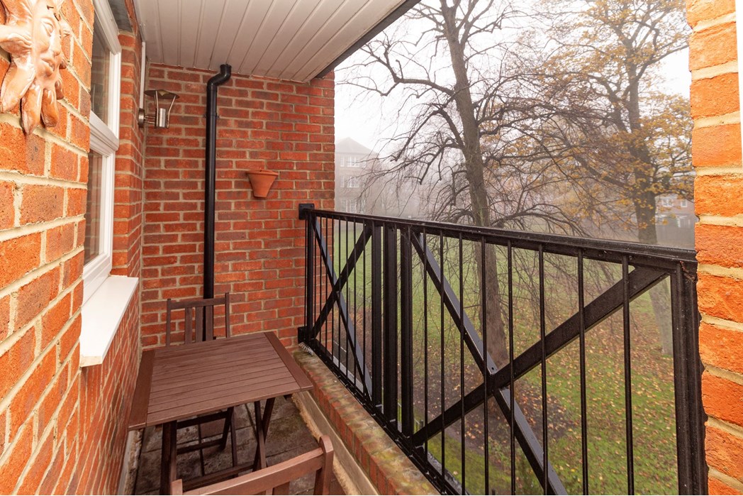 Property image 8 of 8