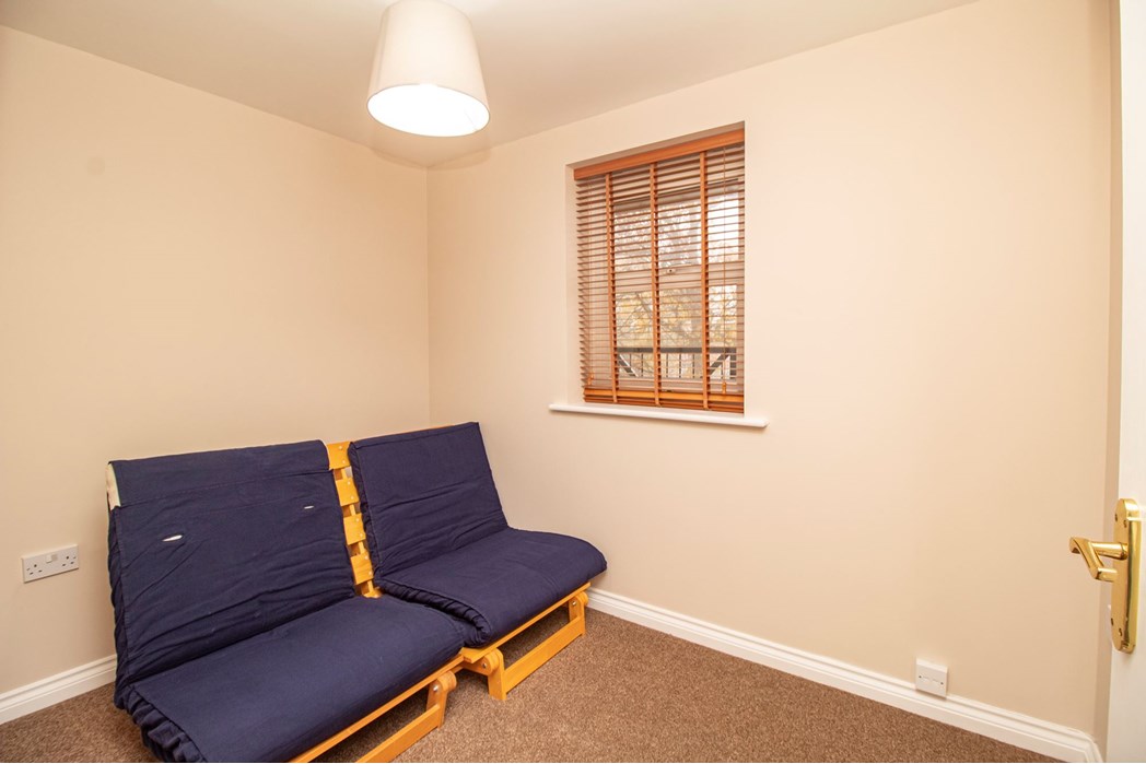 Property image 7 of 8