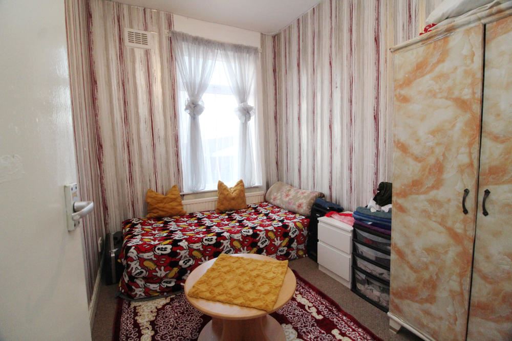 Property image 4 of 8