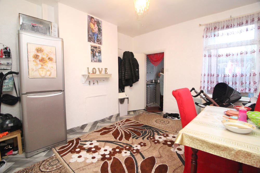 Property image 7 of 8
