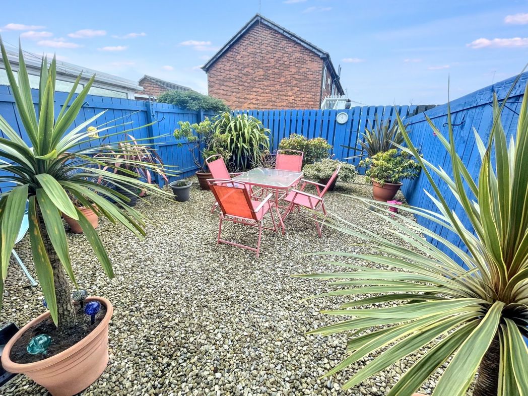 Property image 11 of 15