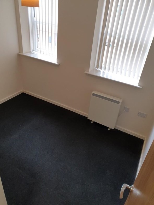 Property image 6 of 7