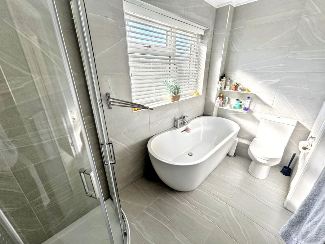 Property image 13 of 23