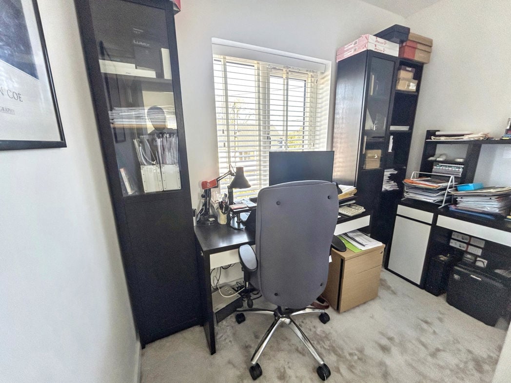 Property image 14 of 23