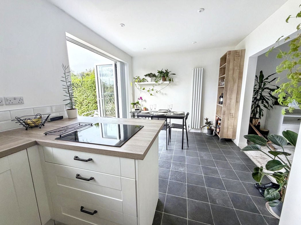 Property image 12 of 32
