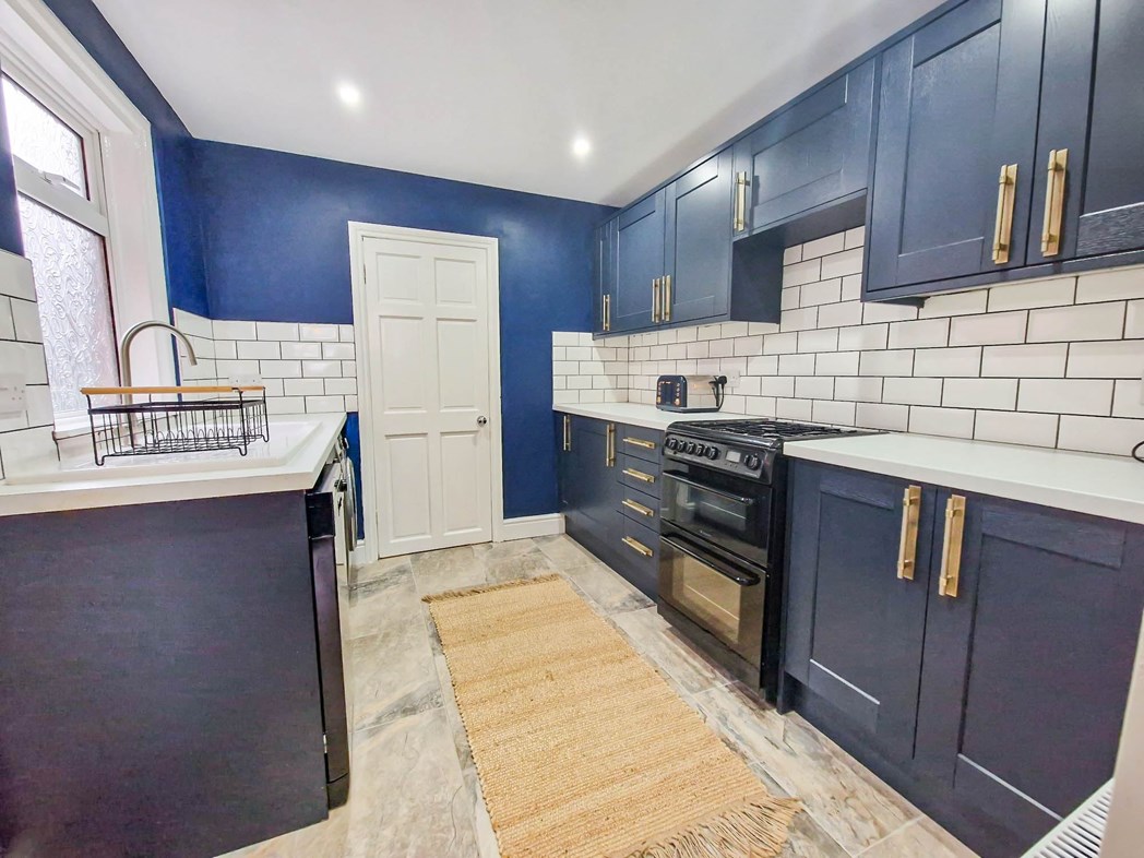 Property image 2 of 7
