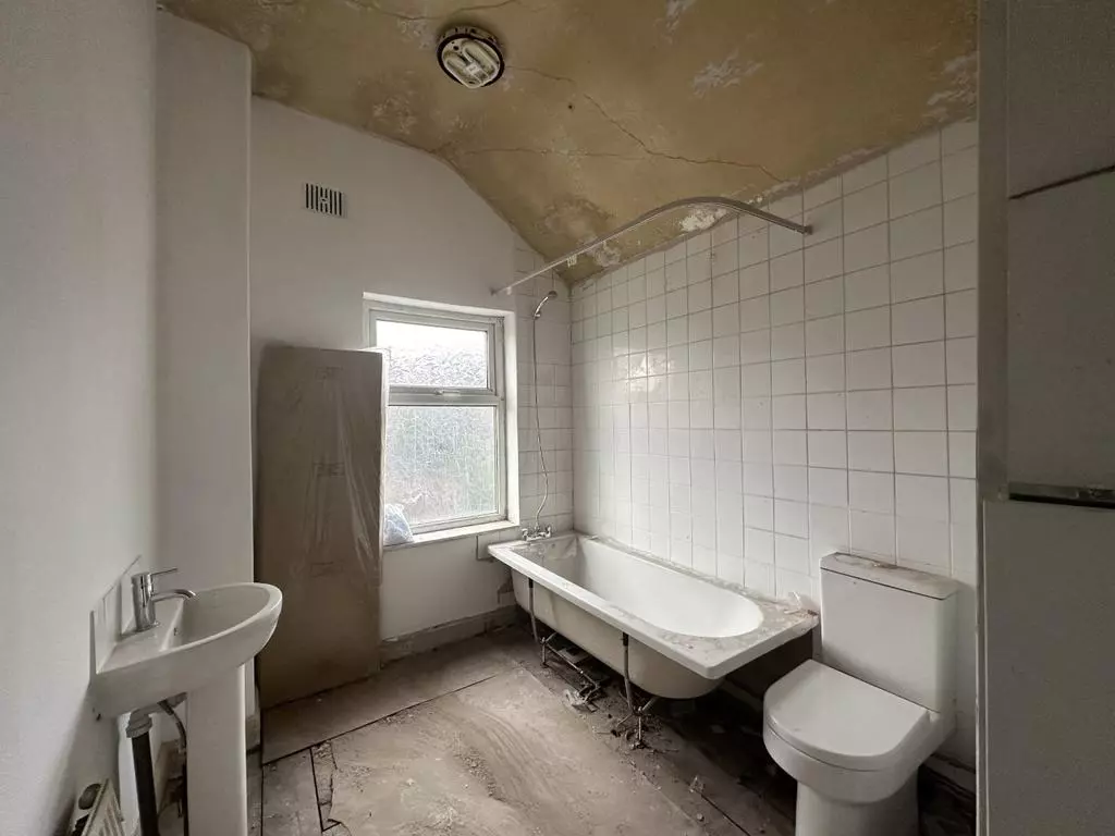 Property image 8 of 8
