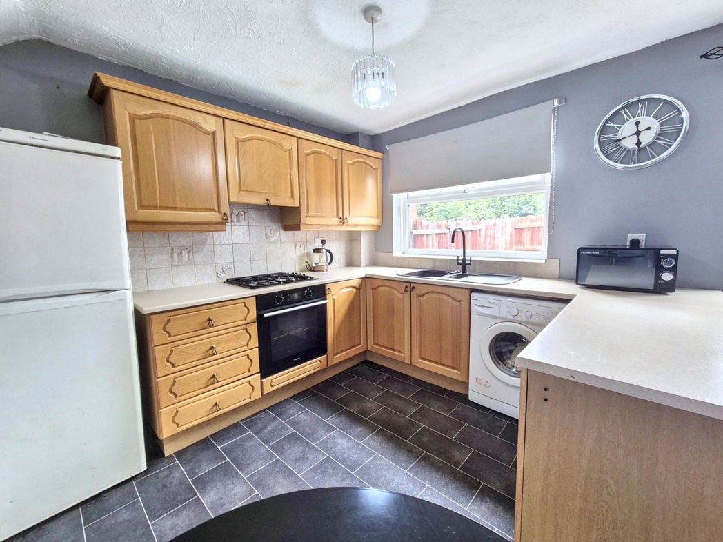 Property image 8 of 18