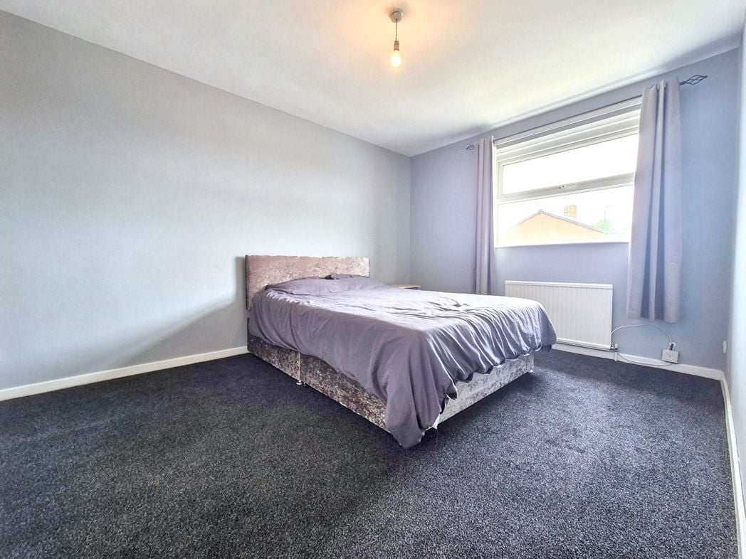 Property image 12 of 18