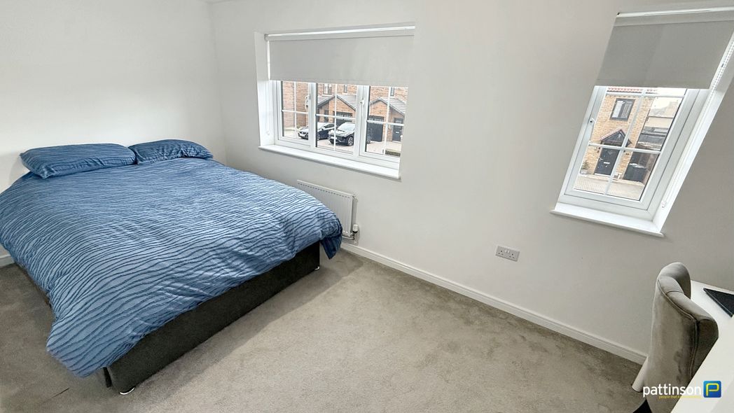 Property image 21 of 33