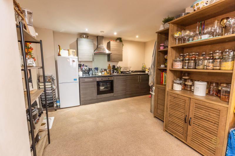 Property image 1 of 9