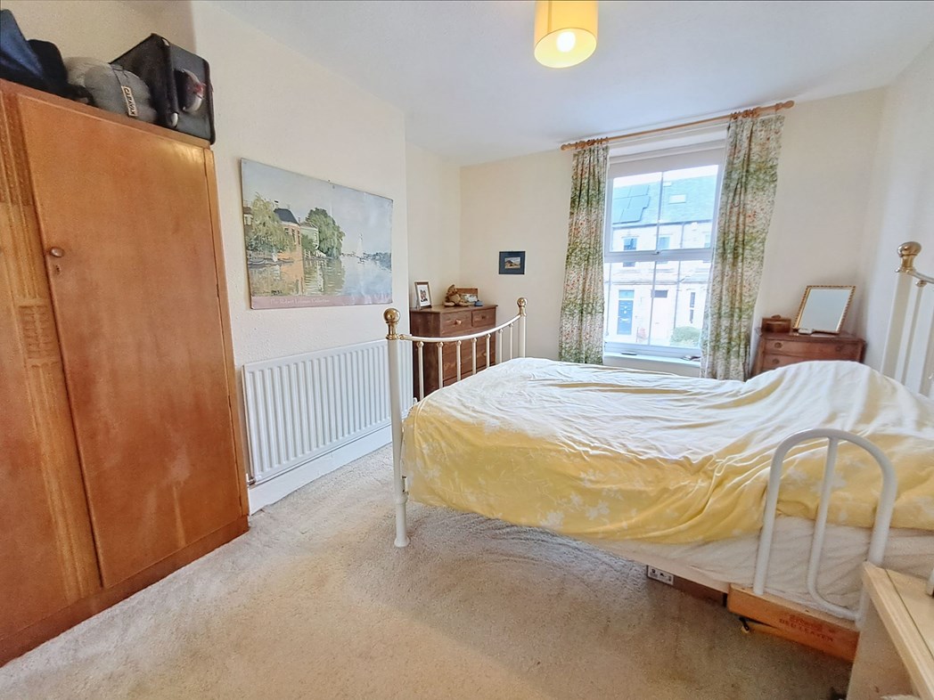 Property image 10 of 15