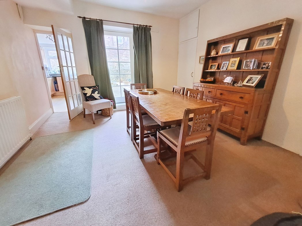 Property image 3 of 15