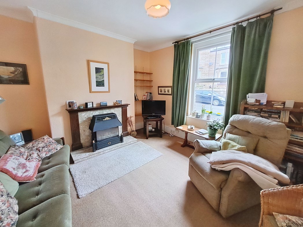 Property image 2 of 15