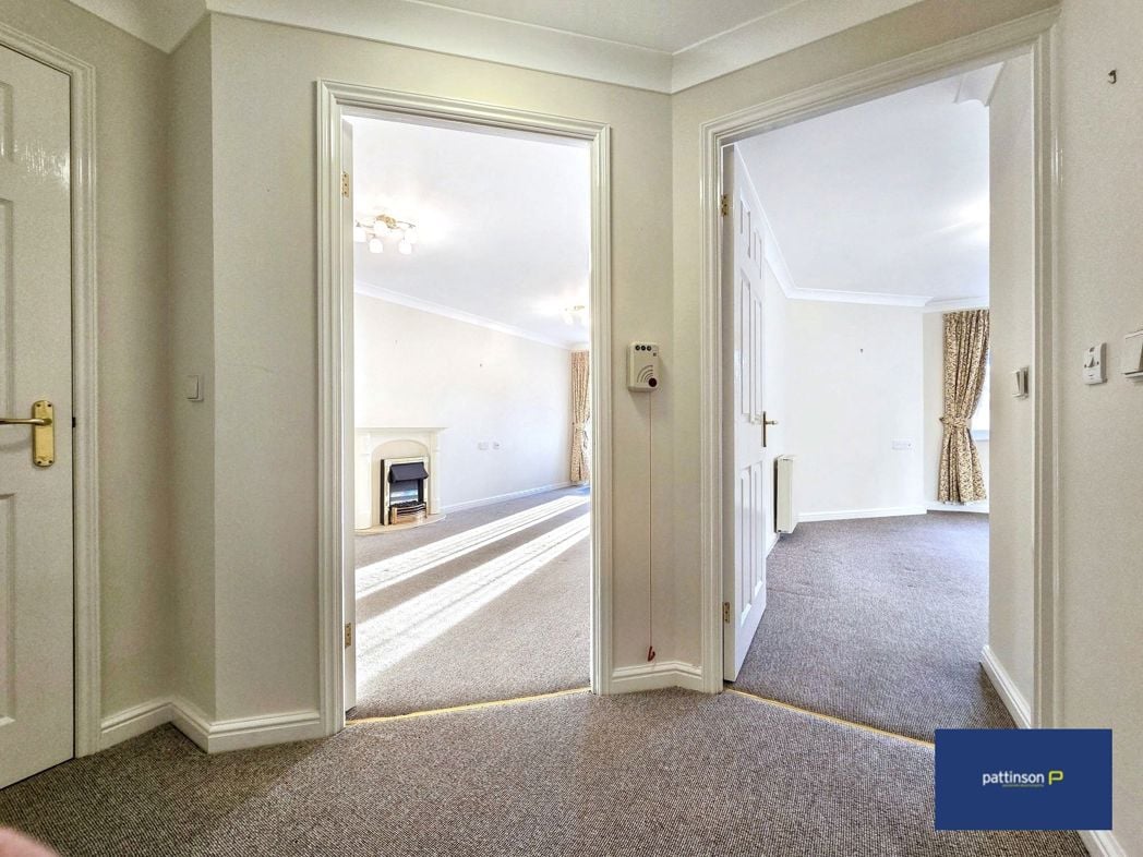 Property image 6 of 10