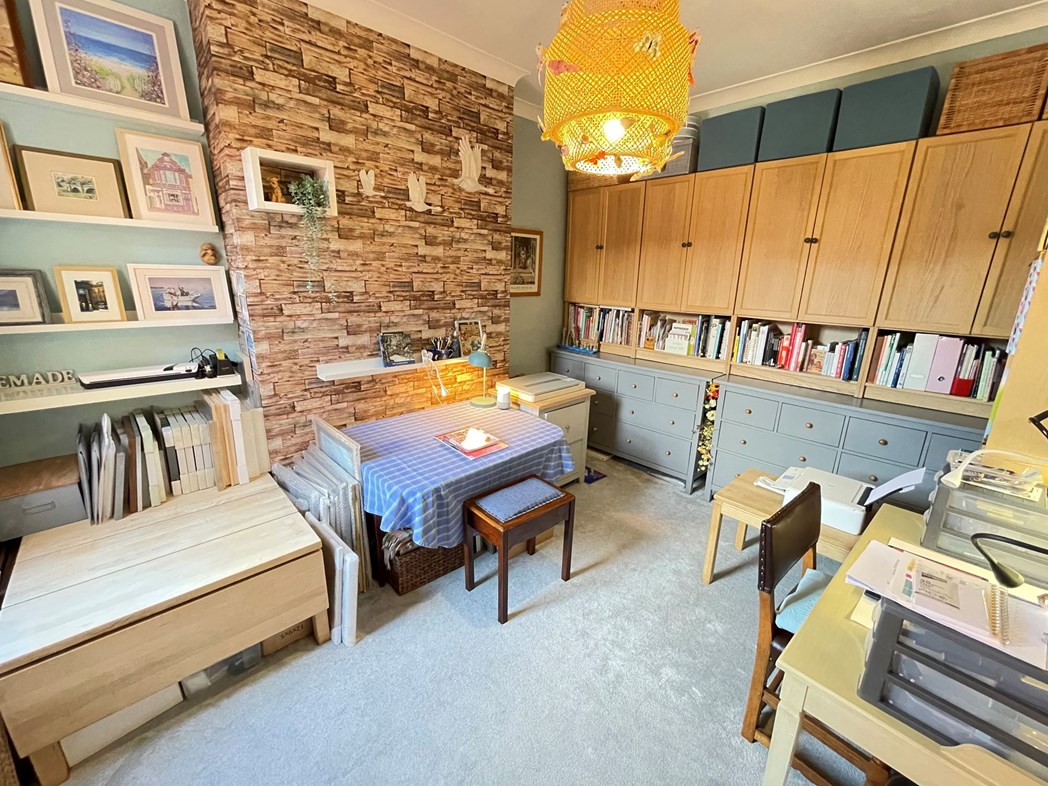 Property image 12 of 21