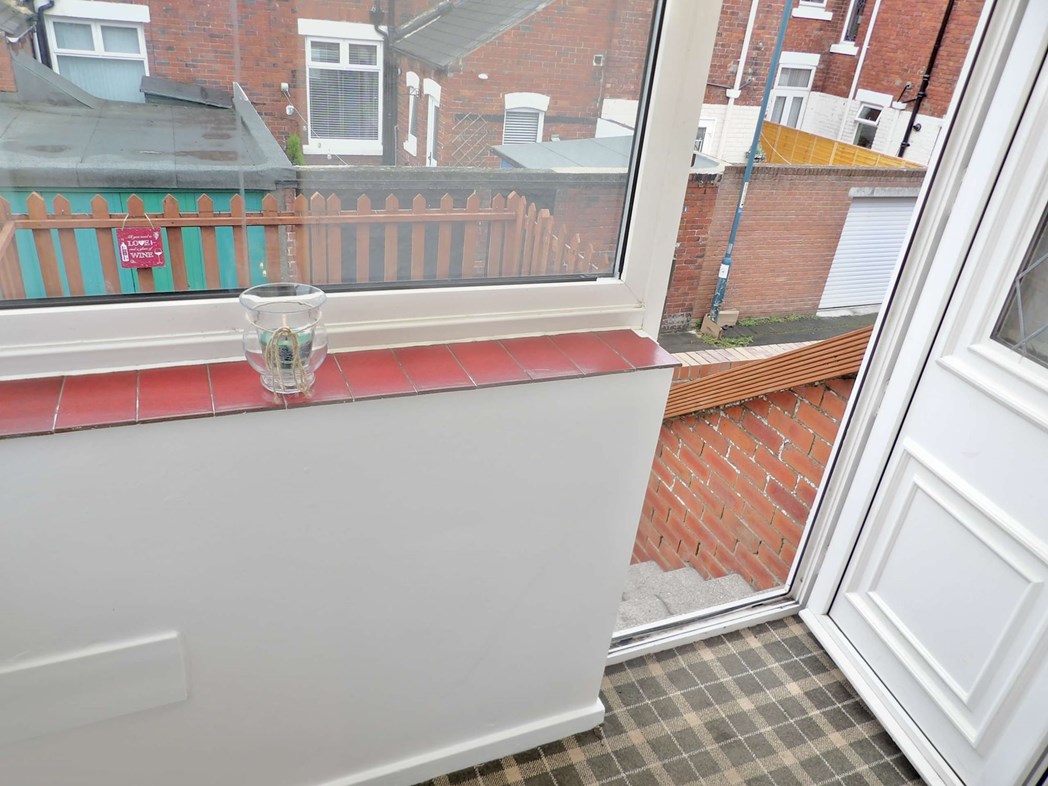 Property image 7 of 8