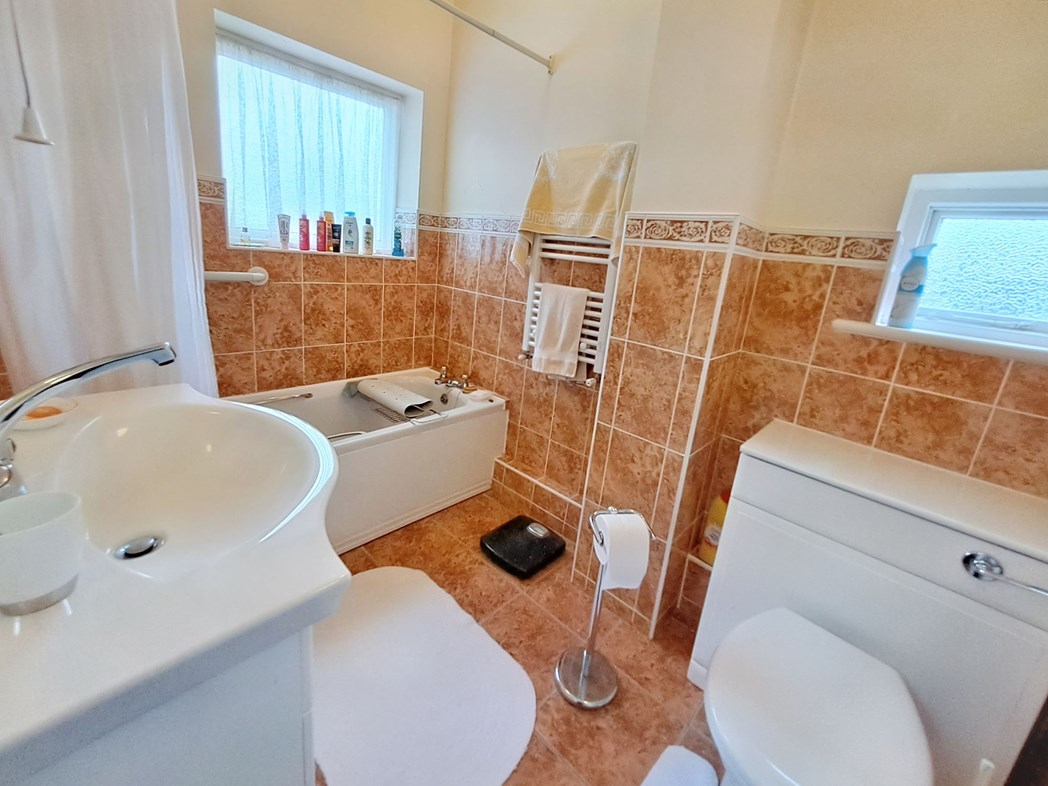 Bathroom/WC